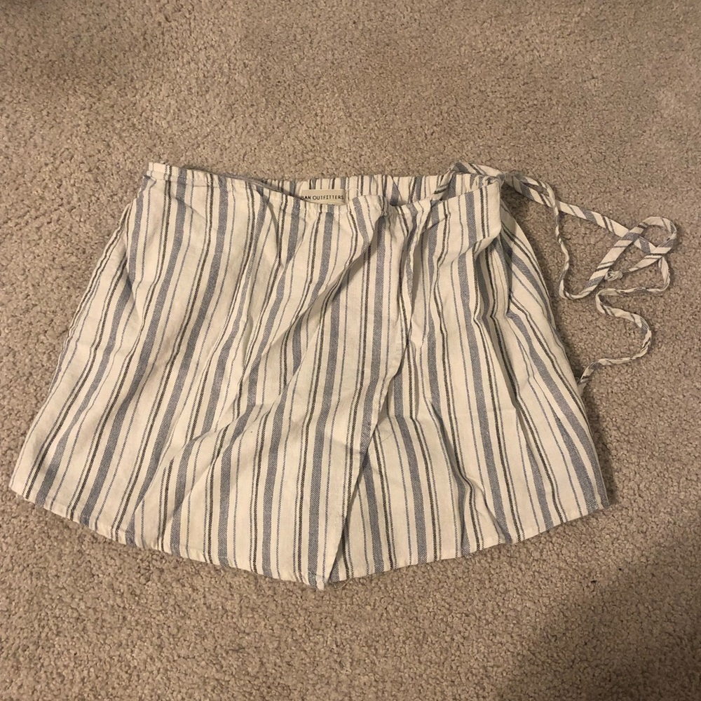 Urban Outfitters Tie Skirt/Skort